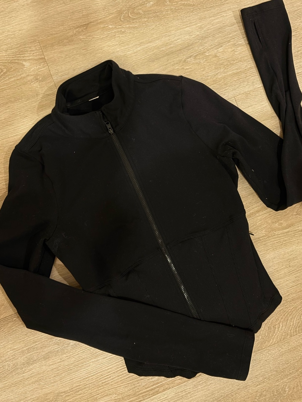ALO Yoga Black Full-Zip Track Jacket